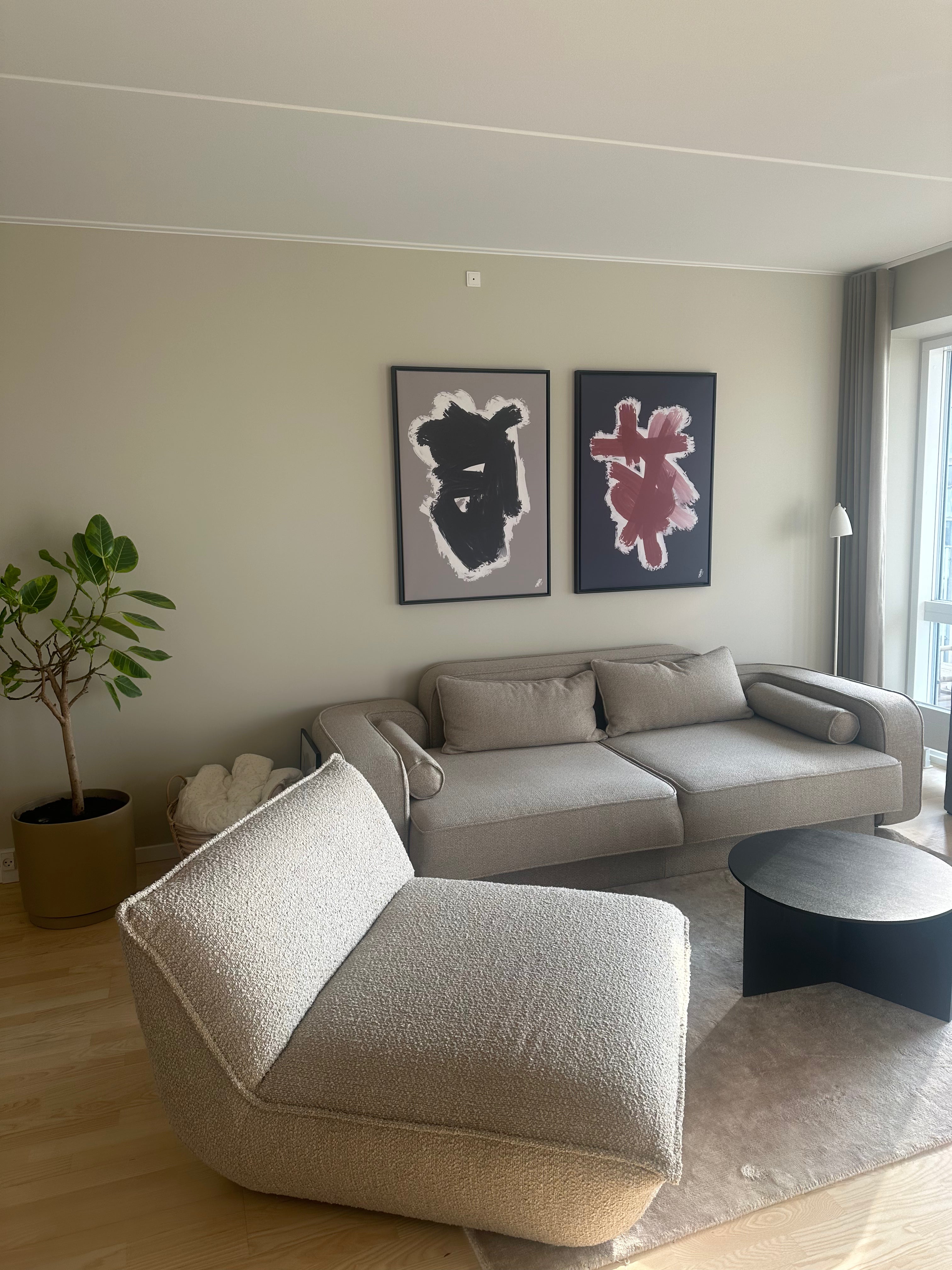 Art Wall 11 (2 Canvas Prints) - One eye, This is mad