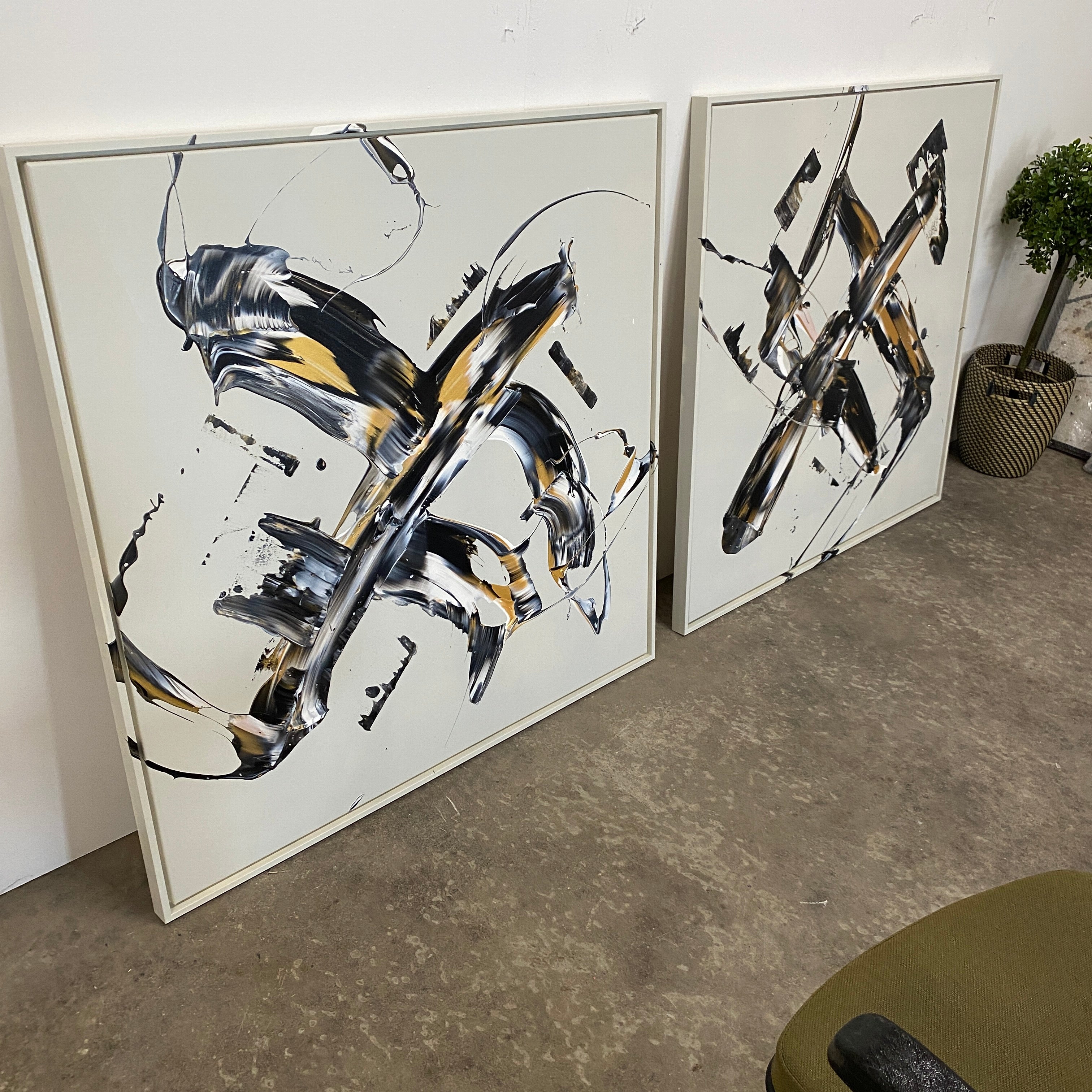 Maleri: "Less Is More #35" 2 stk. 100 x 100 cm